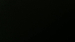 Жена нехотя сосет член мужу сквозь сон